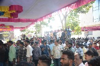 Celebs Pay Homage to Taraka Ratna